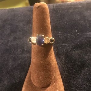 14k white gold Sapphire & diamond Ring